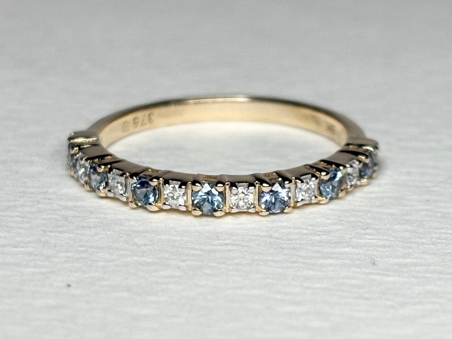 Montana Sapphire Untreated and Diamond Stackable Band Ring 9k Gold size 7