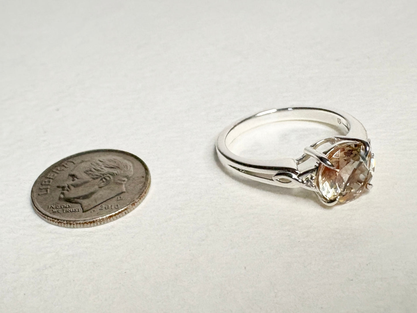 Light Champagne Oregon Sunstone Ring Sterling Silver size 7
