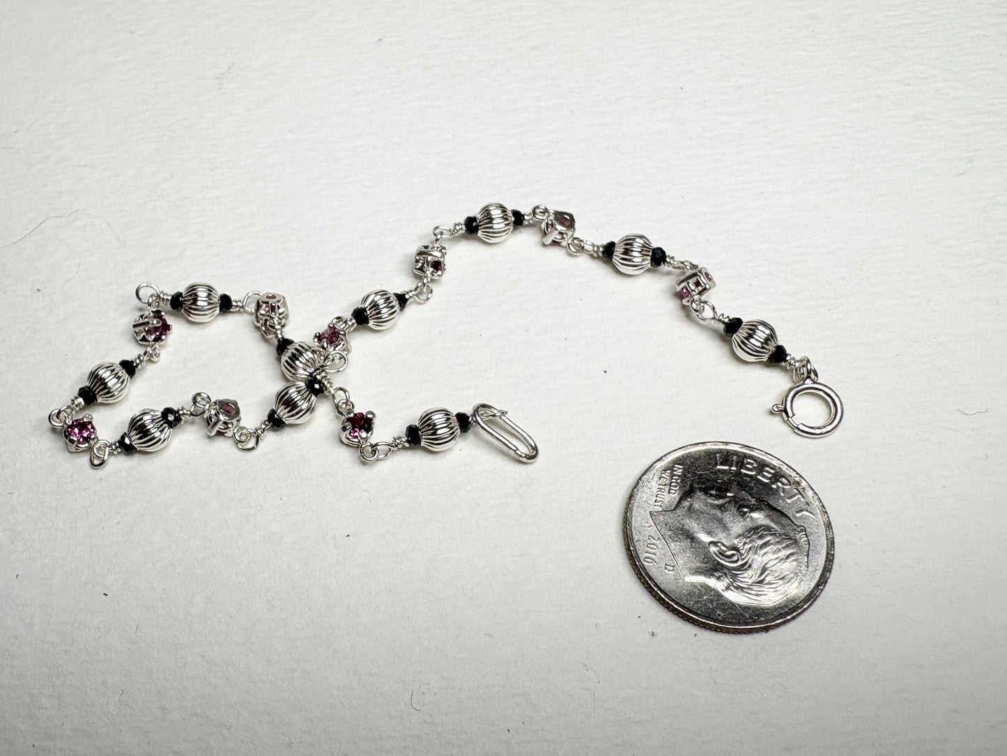 Rhodolite and Black Diamond Beaded Bracelet Sterling Silver 7.5" - NewLifeJewelryVault