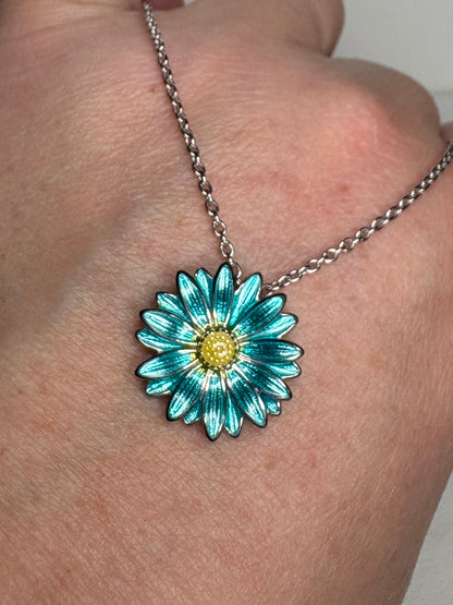Turquoise Gerbera Necklace. Sterling Silver