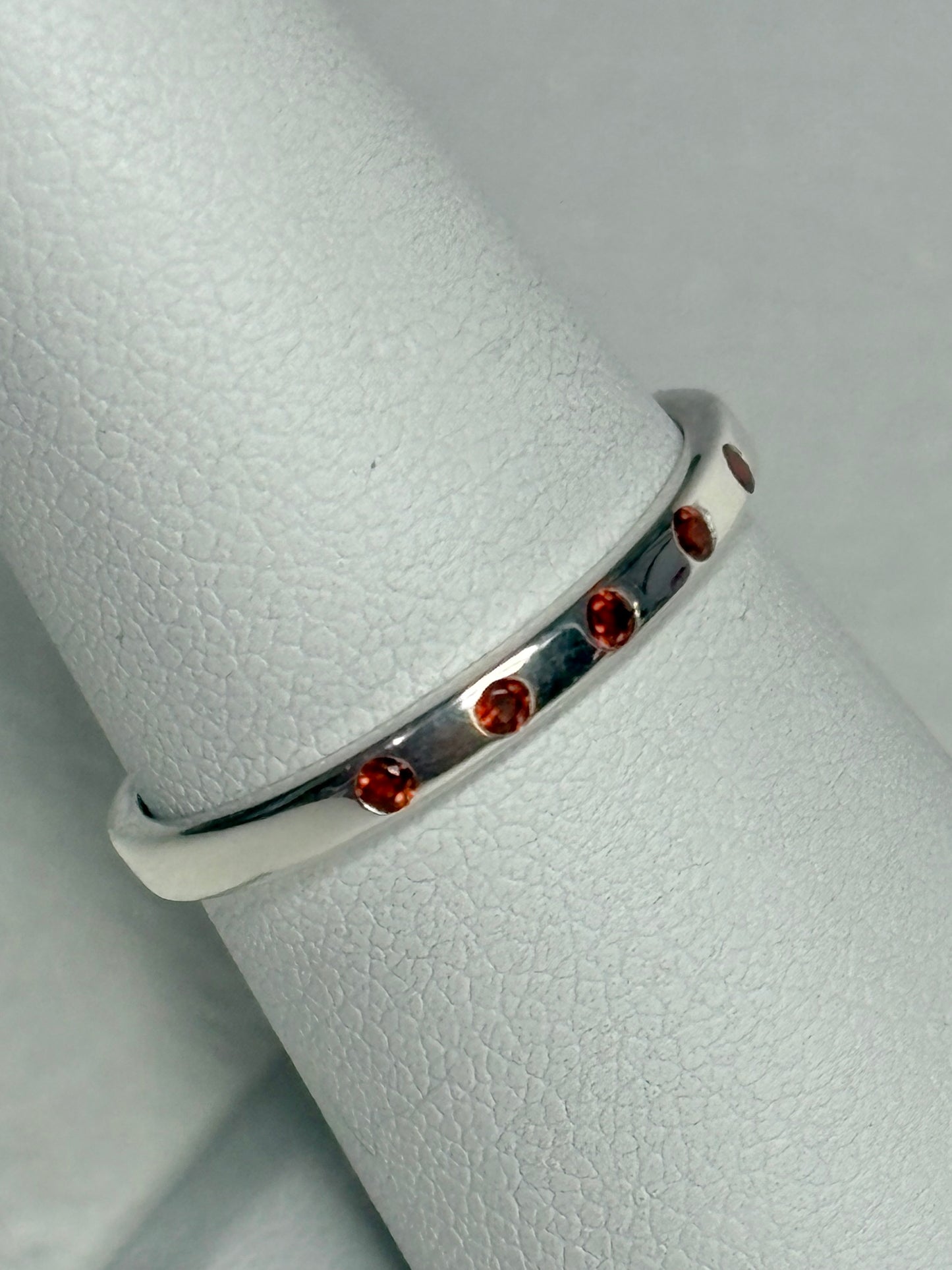 Arizona Anthill Garnet Stackable Band Ring Sterling Silver Flush Set size 7