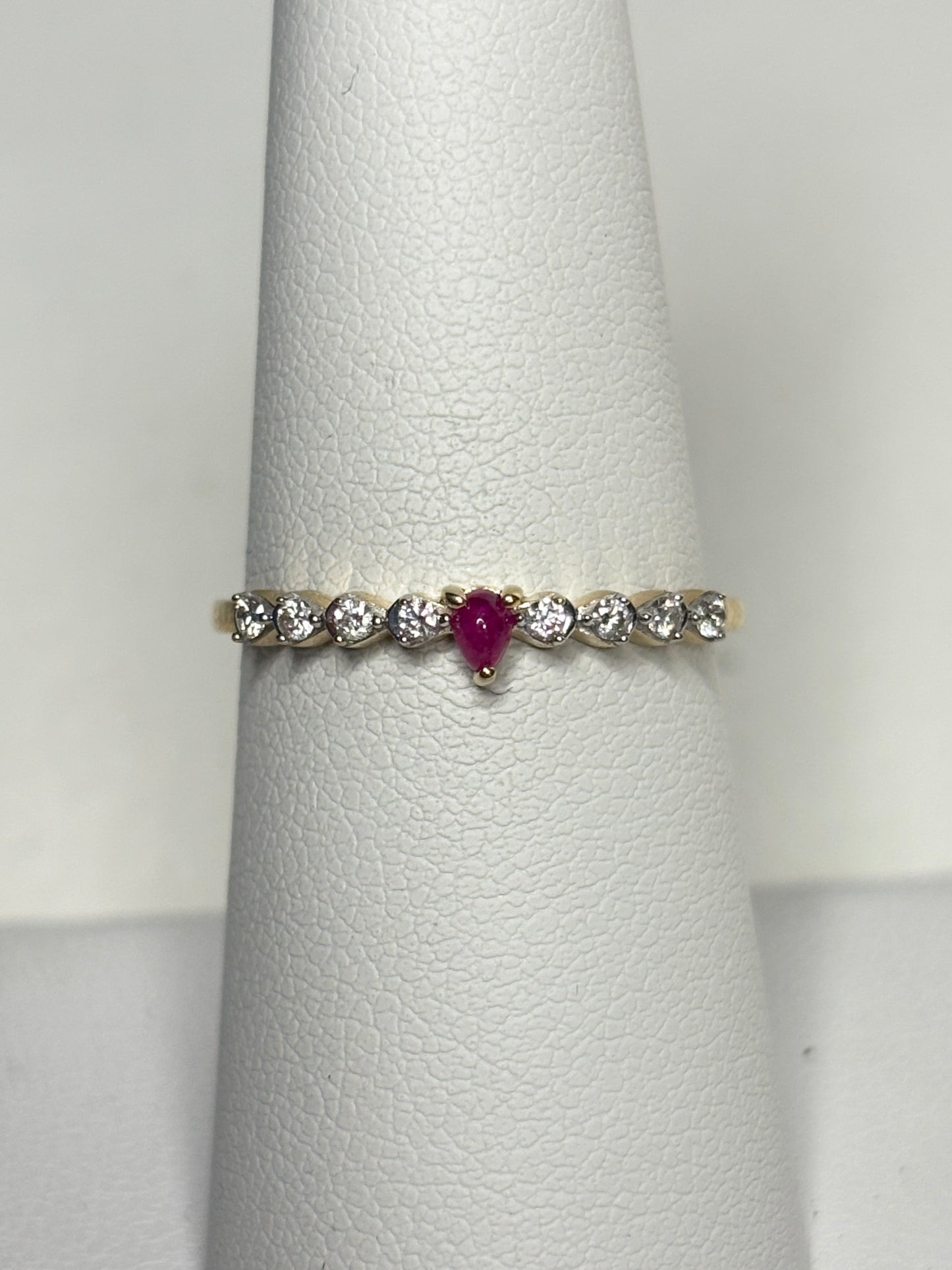 Greenland Ruby Tear and Diavik Canadian Diamond Ring 9k Gold size 7