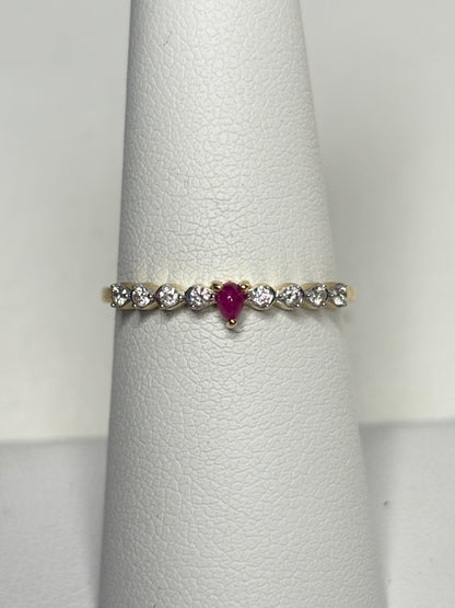 Greenland Ruby Tear and Diavik Canadian Diamond Ring 9k Gold size 7