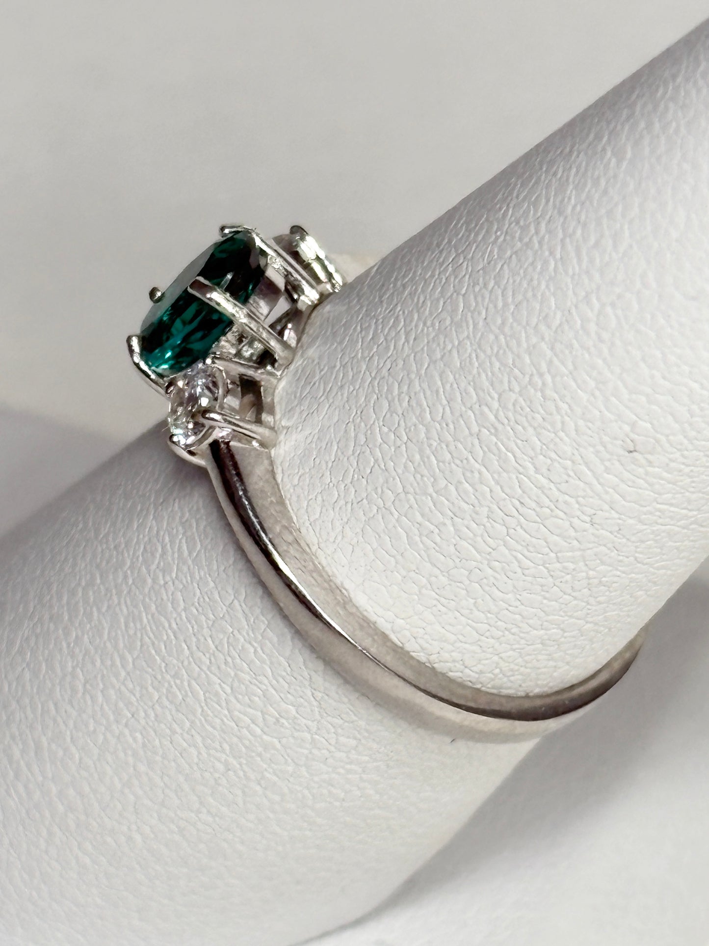 Lab-Grown Emerald and Diamond Ring Sterling Silver size 7