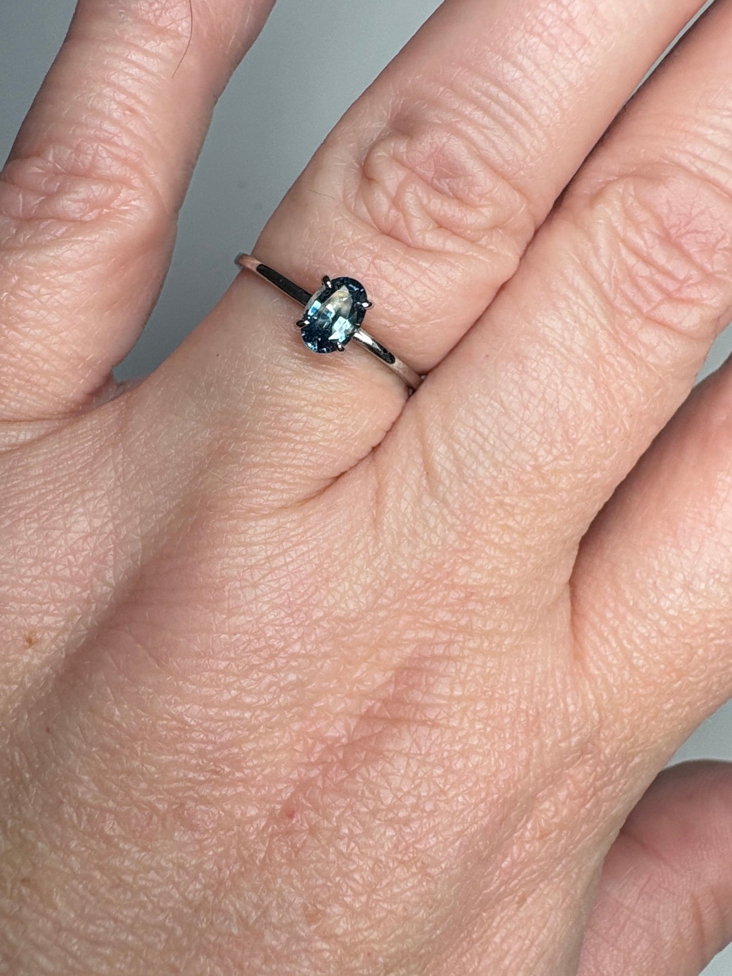 Untreated Montana Sapphire Dainty Ring 950 Platinum size 7