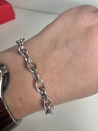 Textured Oval Charm Bracelet by James Avery size M 7.5"