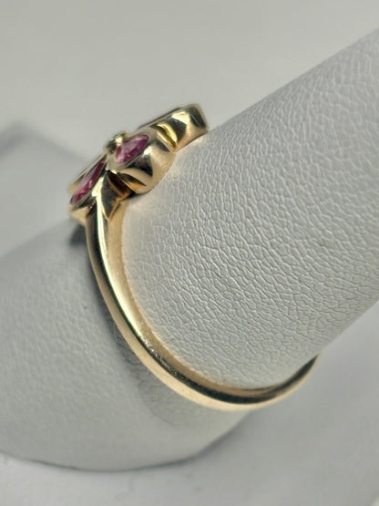 Pink Sapphire Bezel Set Flower Ring 9k Gold size 8