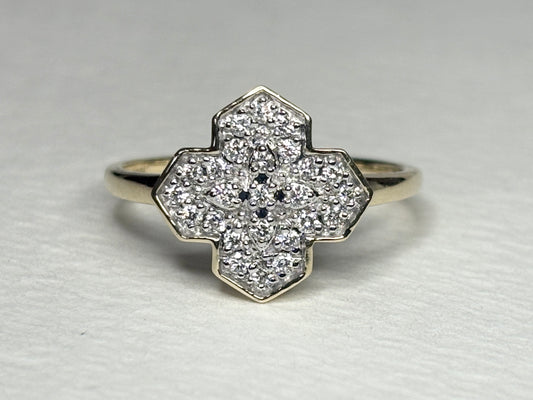 Canadian Diavik Mine Diamond Cross Ring 1/4ctw 9k Gold size 8