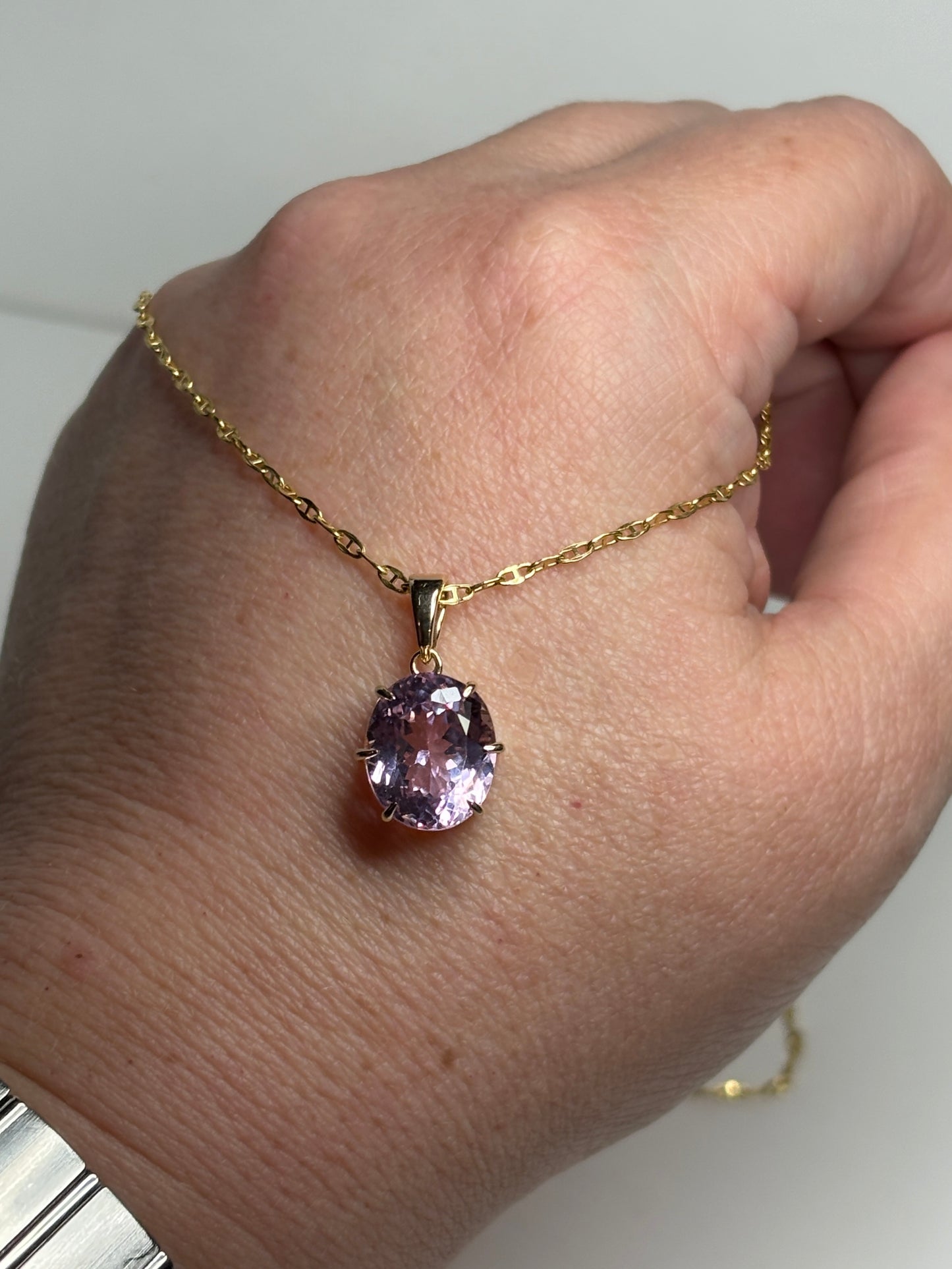 Kunzite Solitaire Pendant Necklace 9k Gold 18"