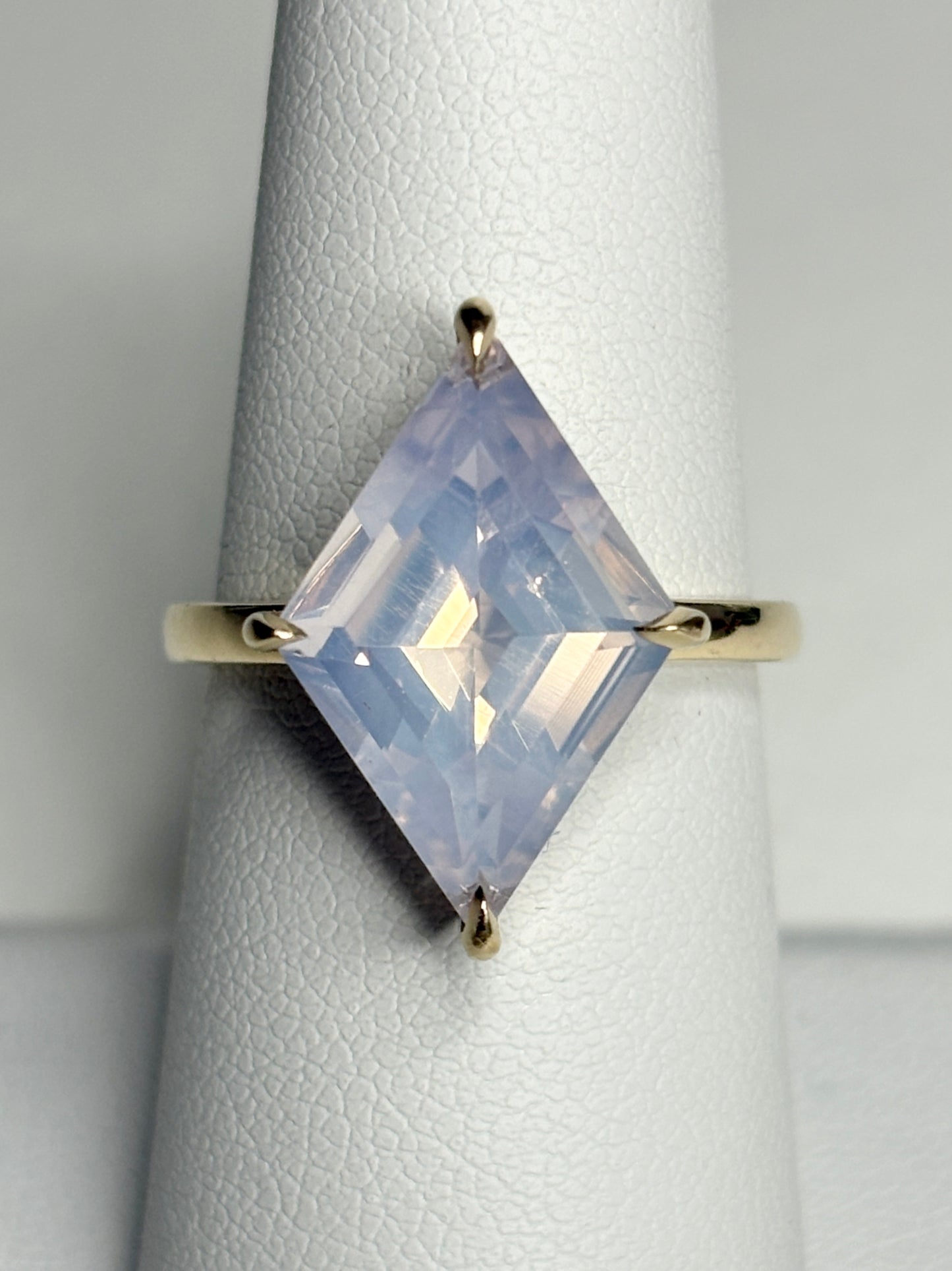 Lavender Quartz Fancy Cut Kite Shaped Solitaire Ring in 9k Gold size 7