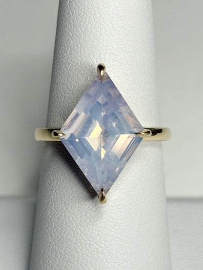 Lavender Quartz Fancy Cut Kite Shaped Solitaire Ring in 9k Gold size 7