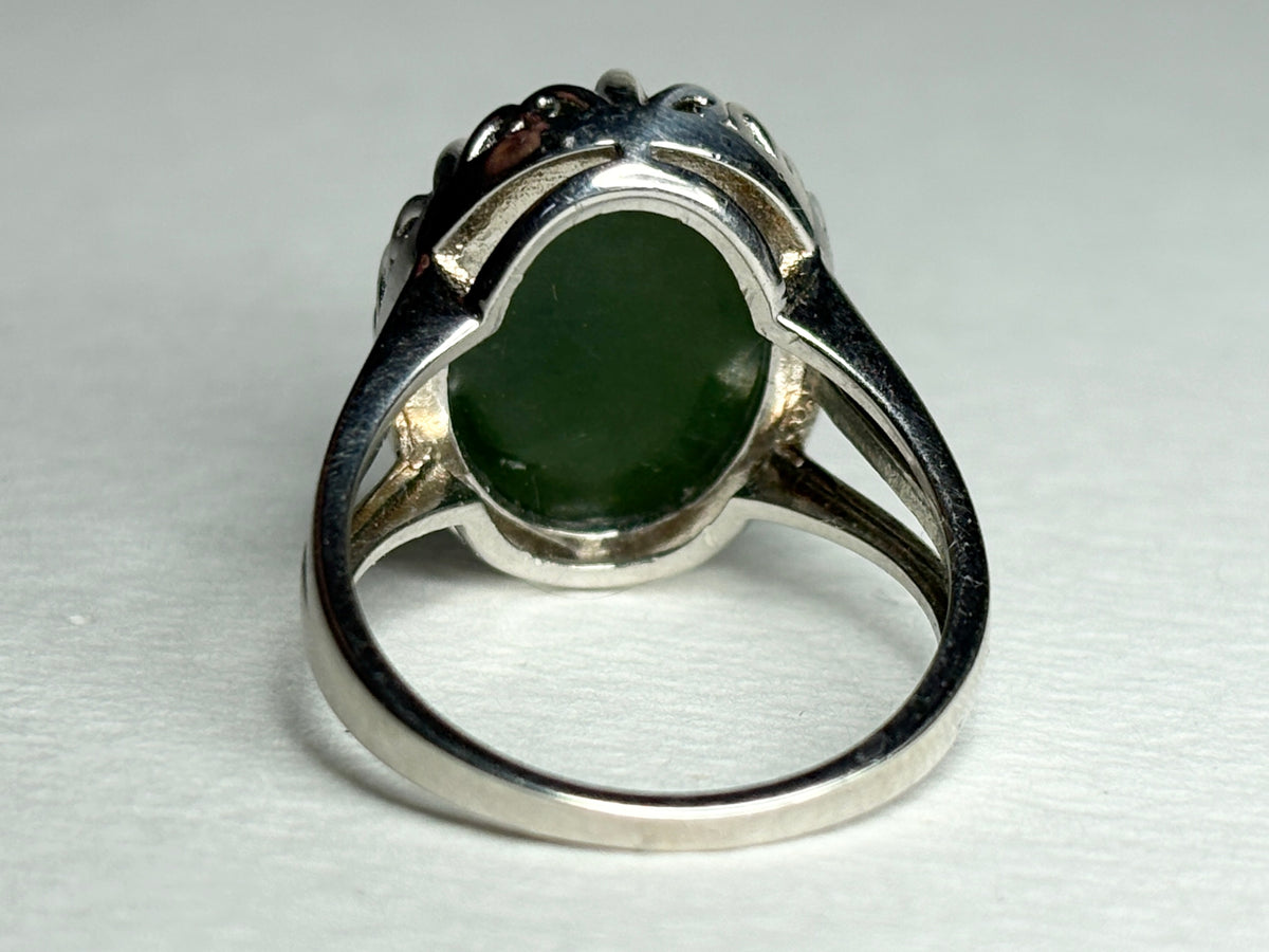 Nephrite Jade British Columbia Canada Ring in Sterlin Silver size 7