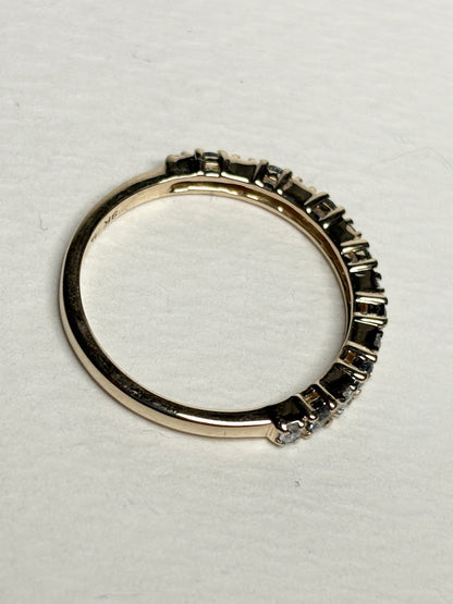 Montana Sapphire Untreated and Diamond Stackable Band Ring 9k Gold size 7