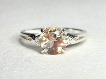 Light Champagne Oregon Sunstone Ring Sterling Silver size 7