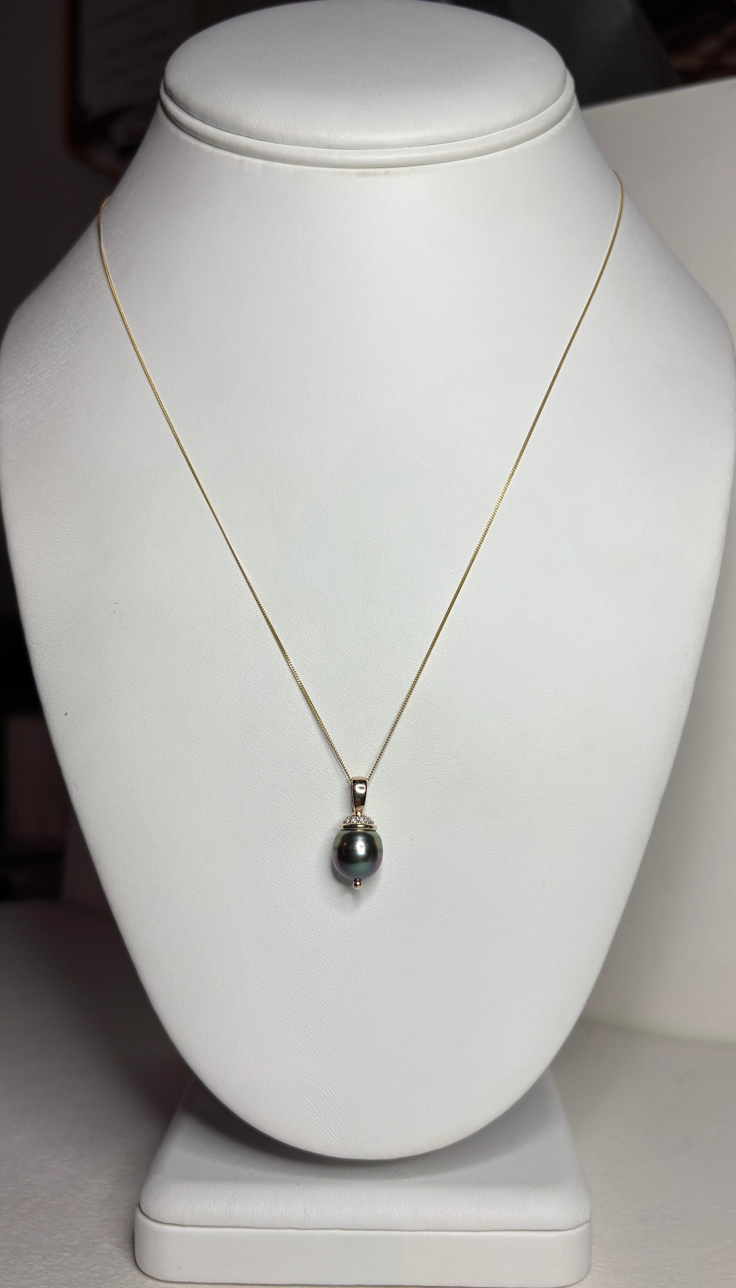 Tahitian Pearl with Zircon Pendant Necklace in Solid 9K Gold 18"