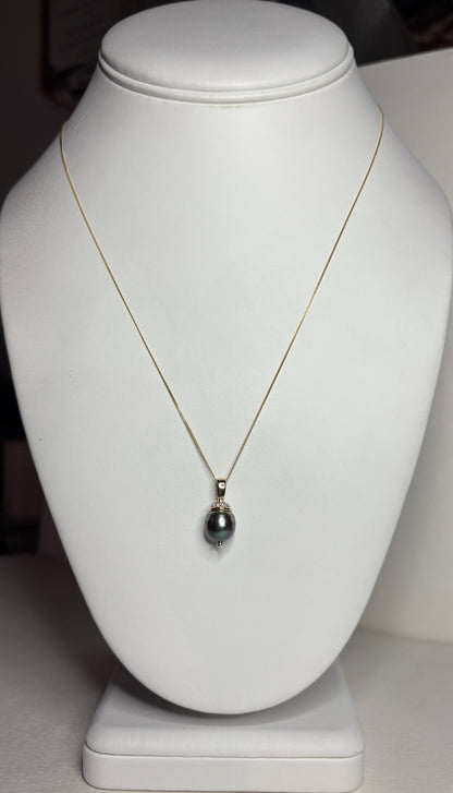 Tahitian Pearl with Zircon Pendant Necklace in Solid 9K Gold 18"