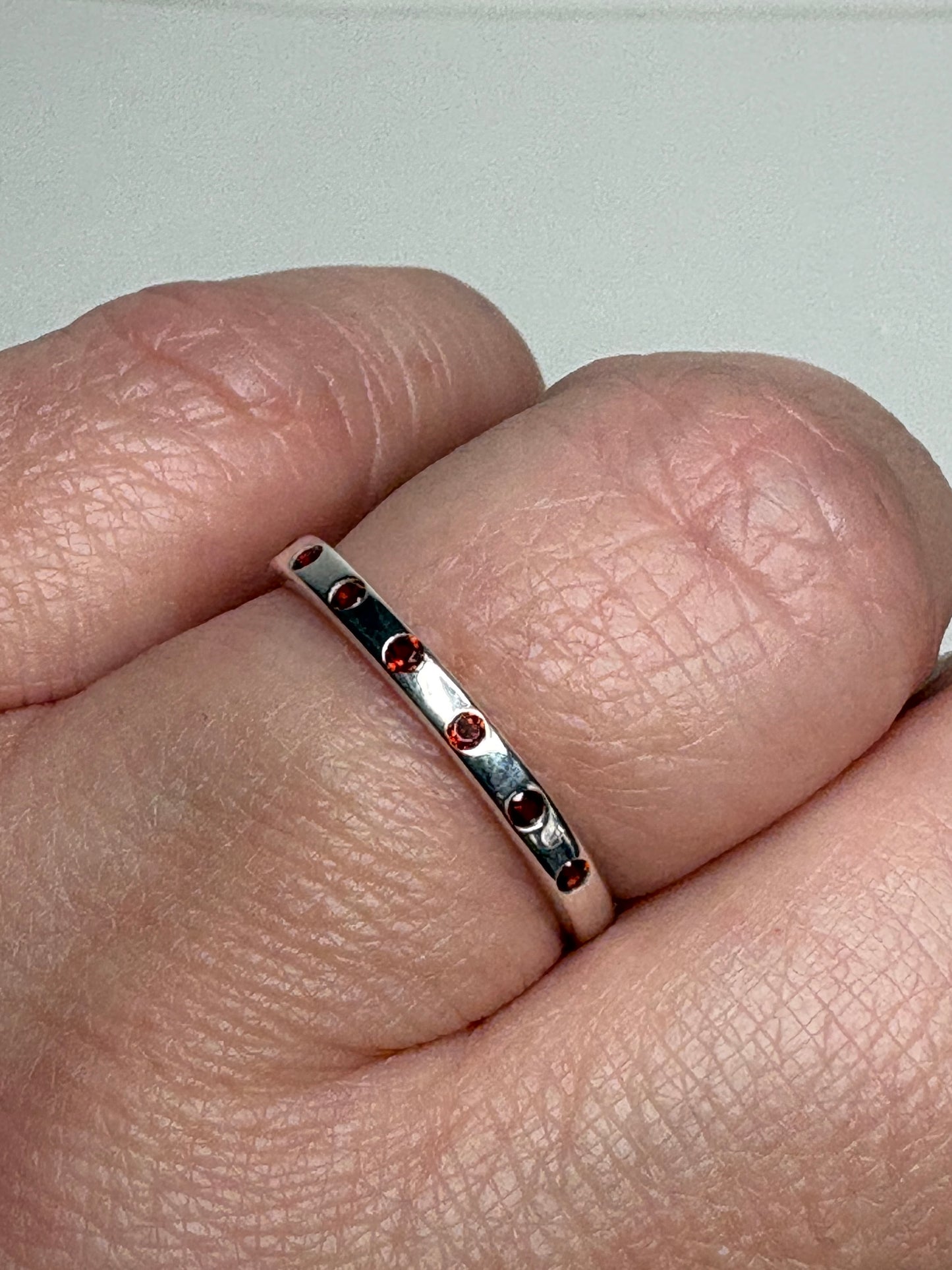 Arizona Anthill Garnet Stackable Band Ring Sterling Silver Flush Set size 7