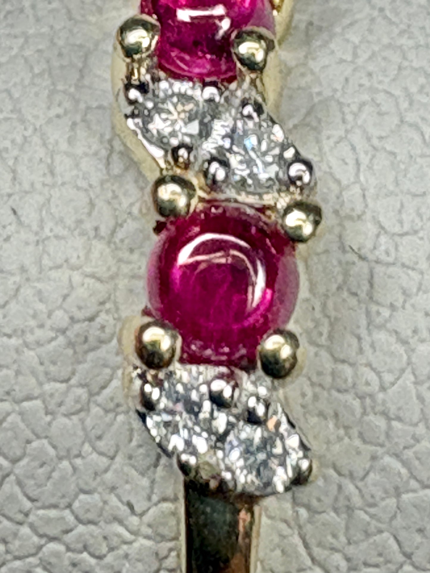 Greenland Ruby and Diavik Canadian Diamond Ring 9k Gold size 6.25