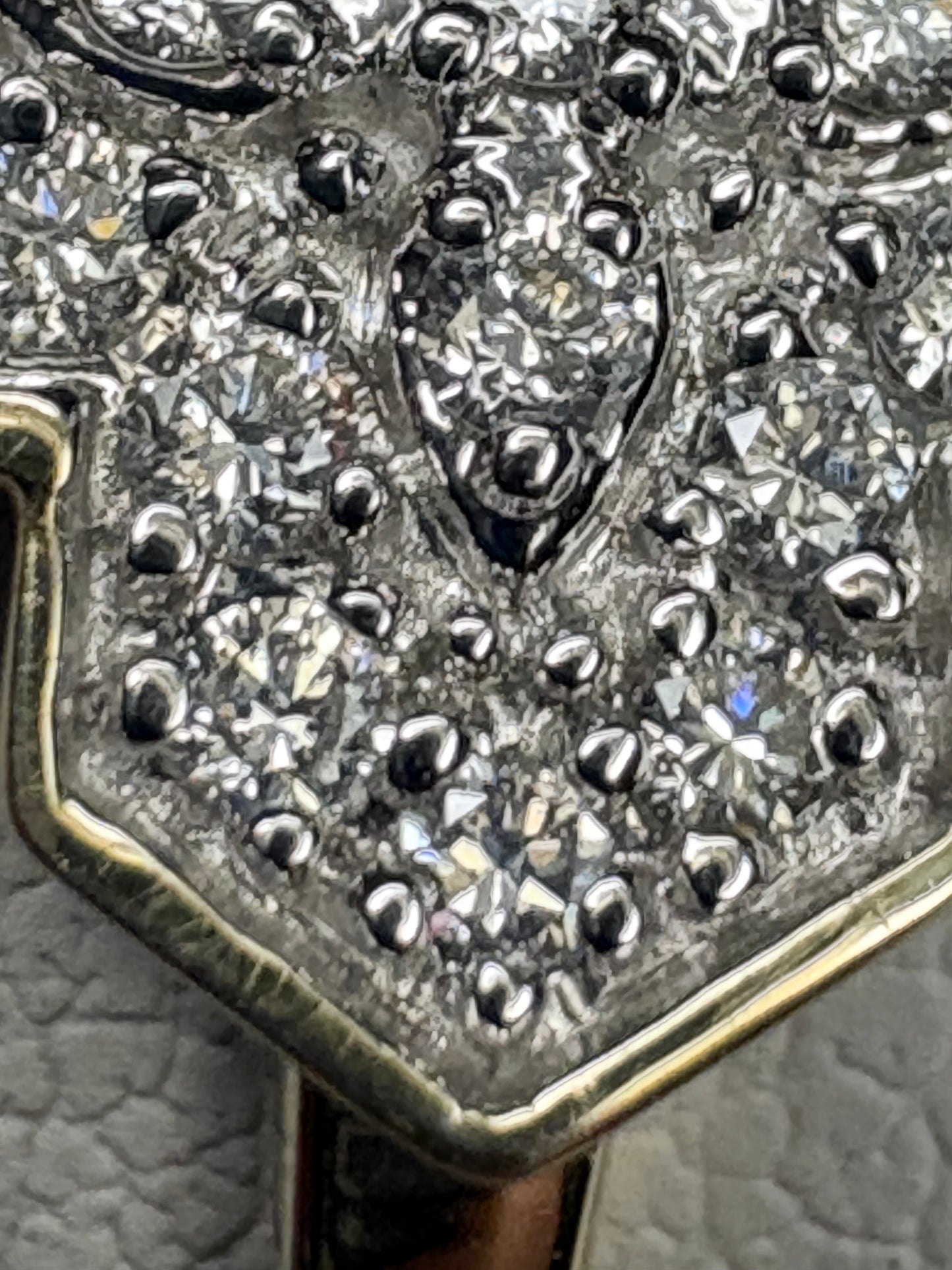 Canadian Diavik Mine Diamond Cross Ring 1/4ctw 9k Gold size 8