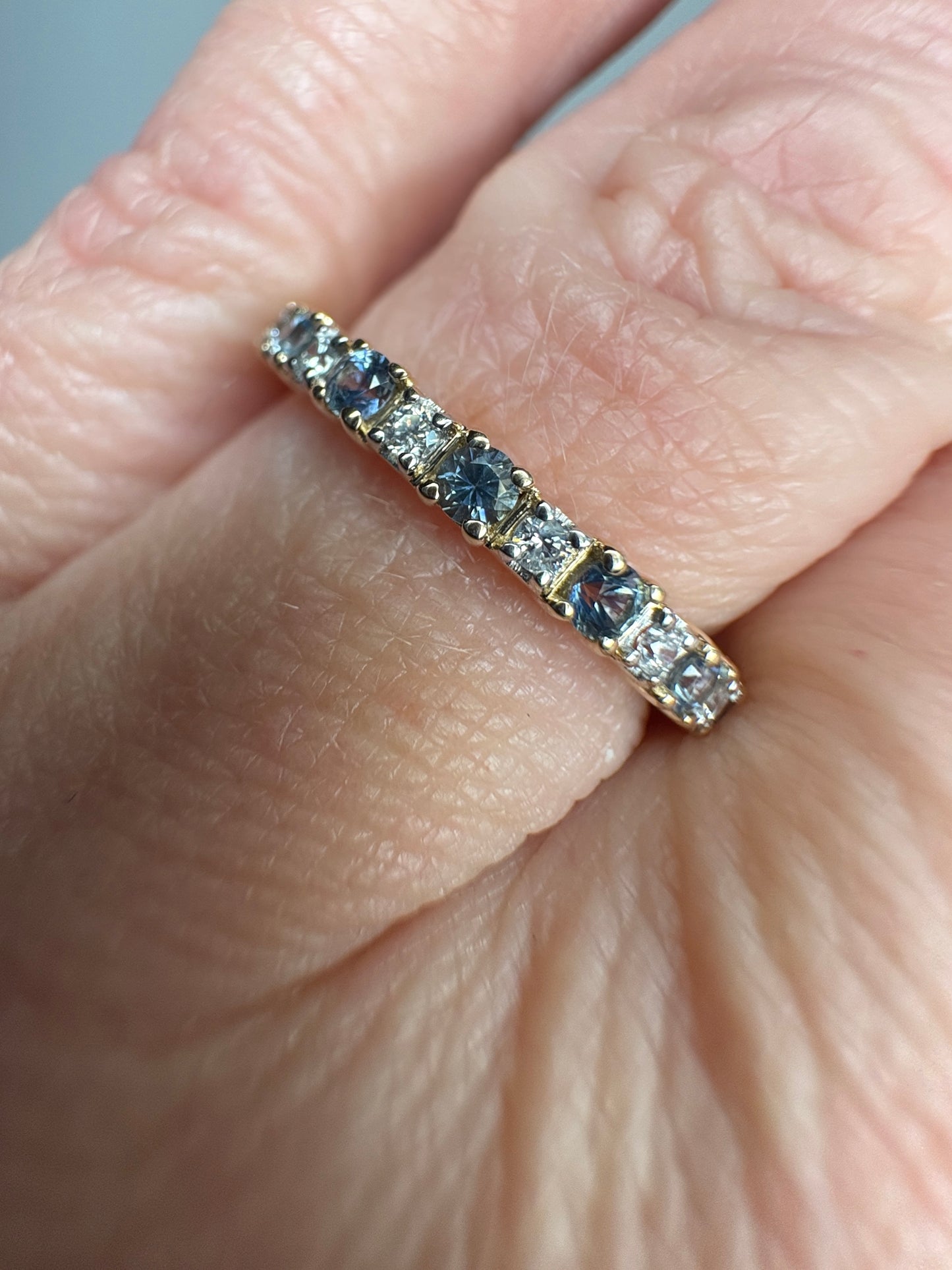 Montana Sapphire Untreated and Diamond Stackable Band Ring 9k Gold size 7