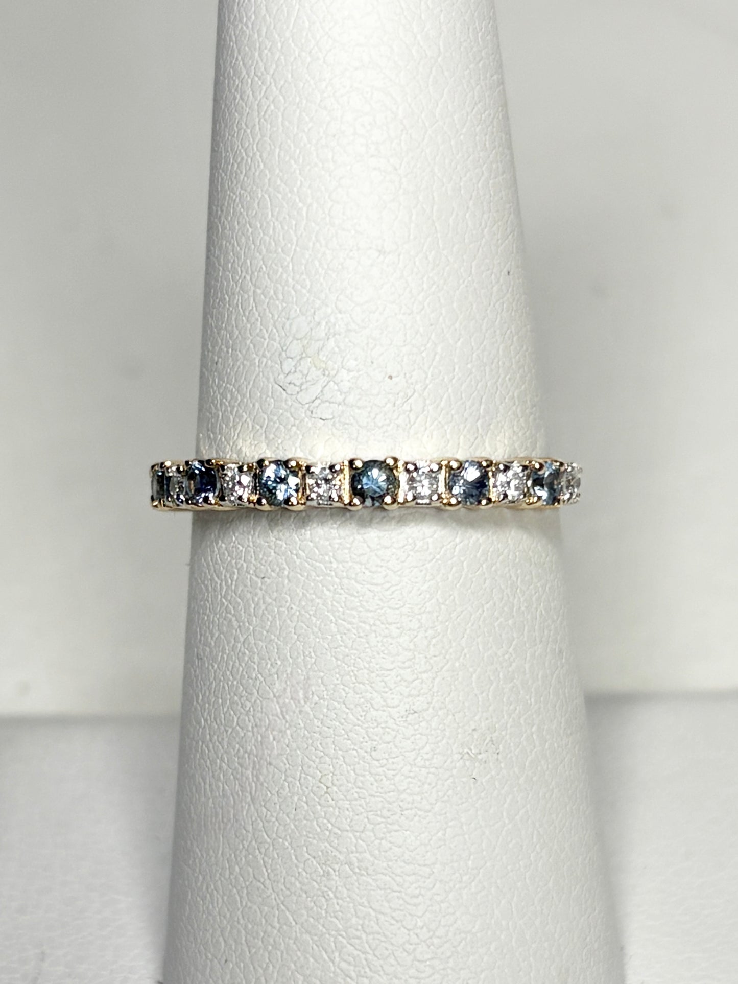 Montana Sapphire Untreated and Diamond Stackable Band Ring 9k Gold size 7