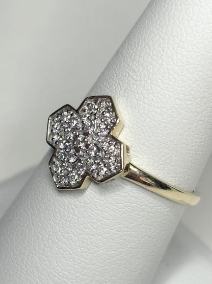 Canadian Diavik Mine Diamond Cross Ring 1/4ctw 9k Gold size 8
