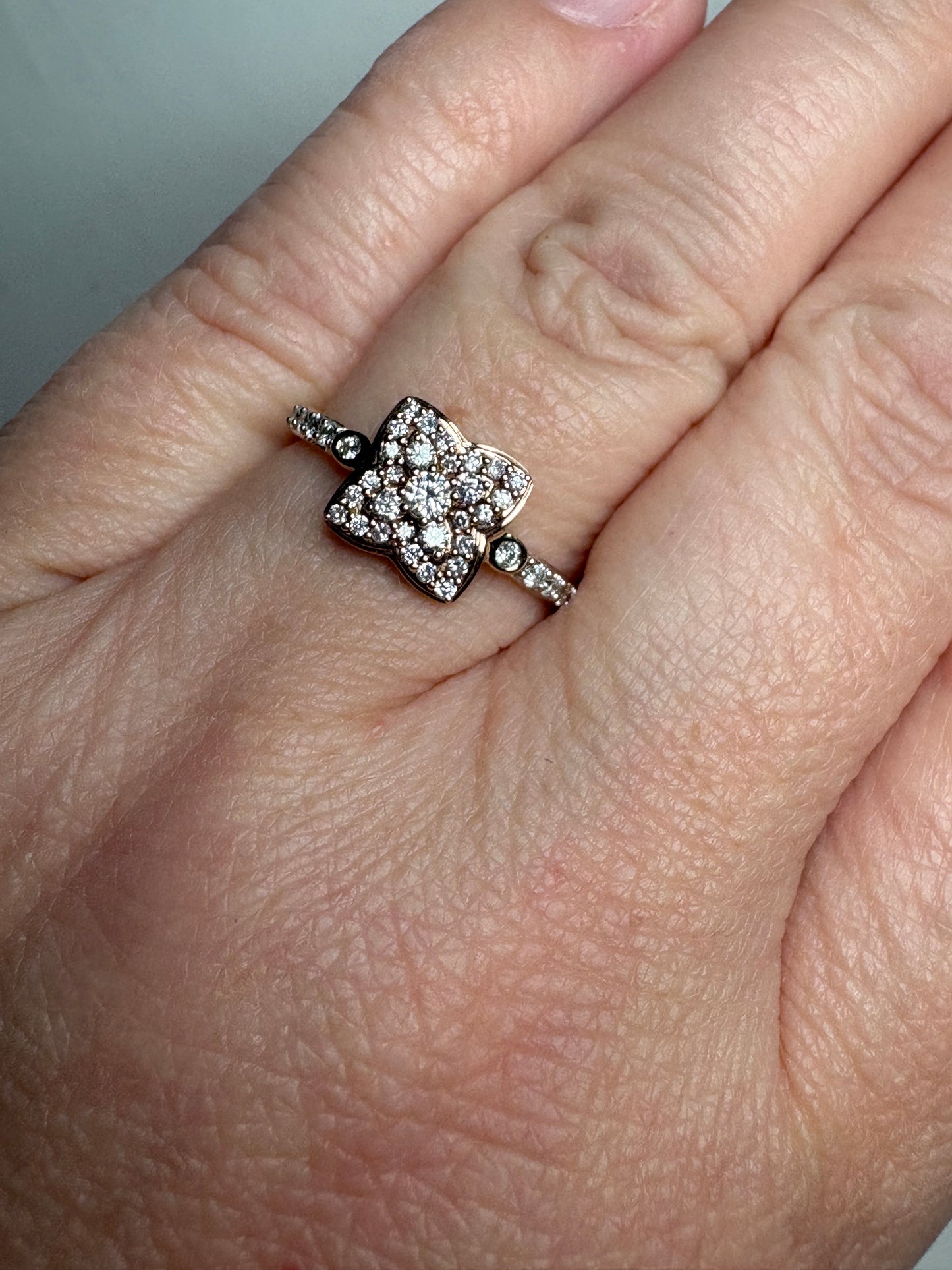 Natural Pink and White Angolan Type lla Diamond Ring 9k Rose Gold size 7
