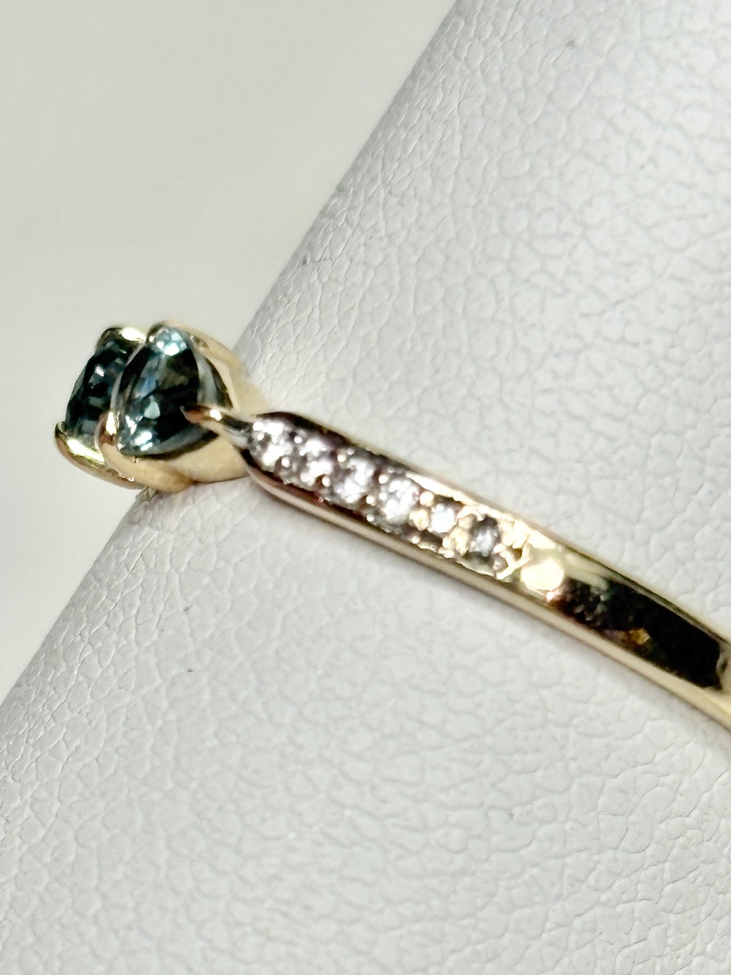 Sapphire and White Zircon Open Band Ring 9k Gold size 7