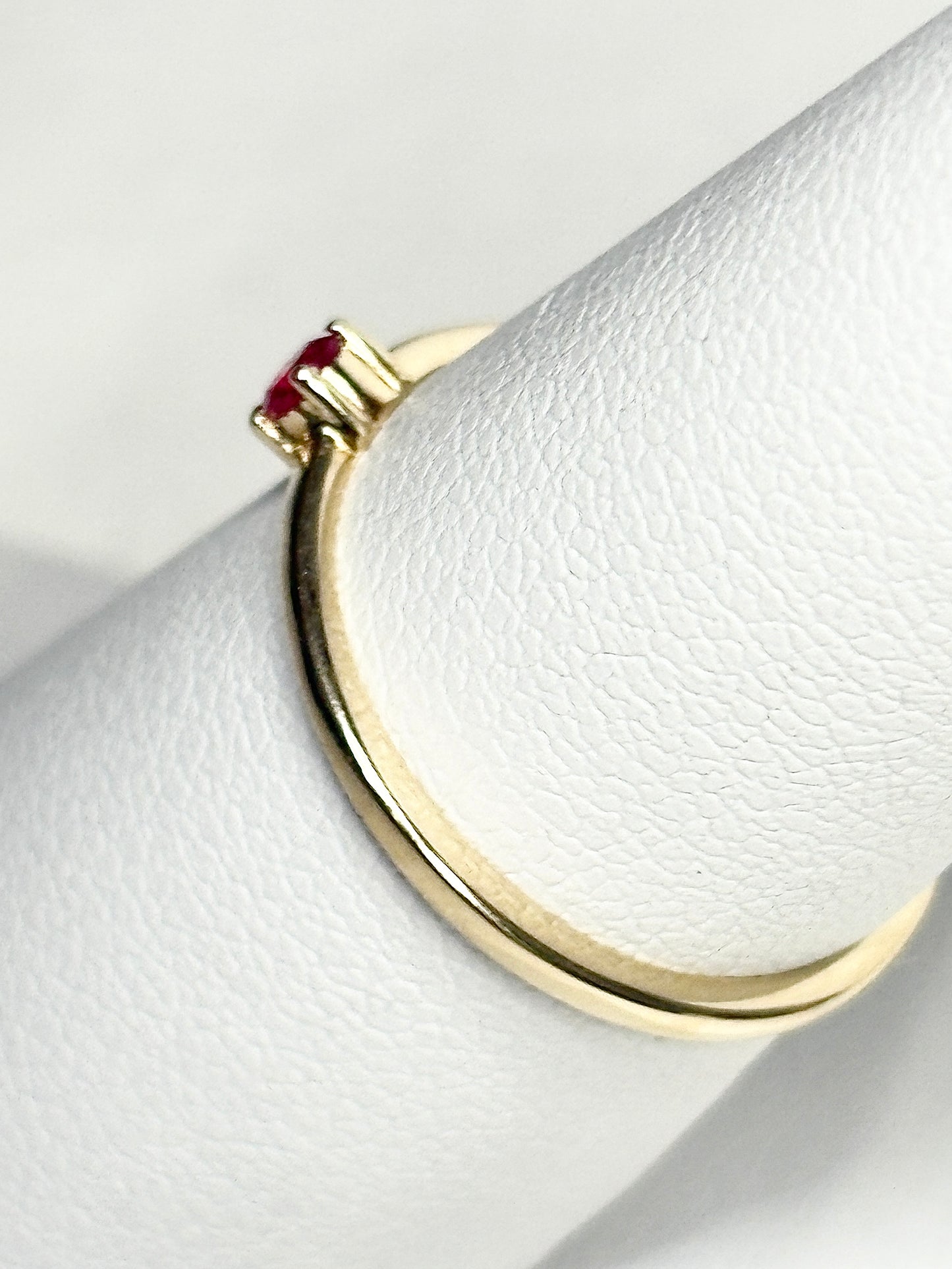 Tiny Bright Read Heat Only Mosambique Ruby Ring 9k Gold size 7