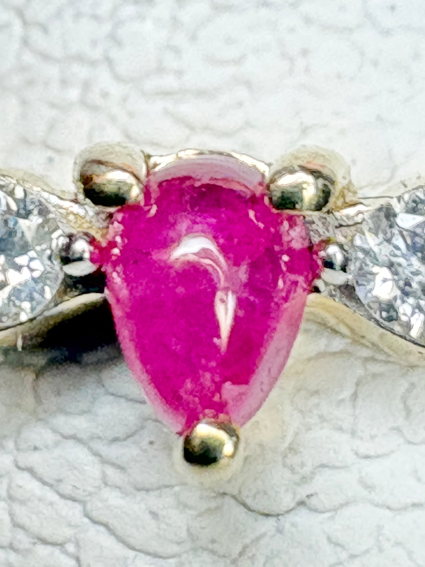 Greenland Ruby Tear and Diavik Canadian Diamond Ring 9k Gold size 7