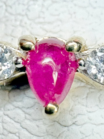 Greenland Ruby Tear and Diavik Canadian Diamond Ring 9k Gold size 7