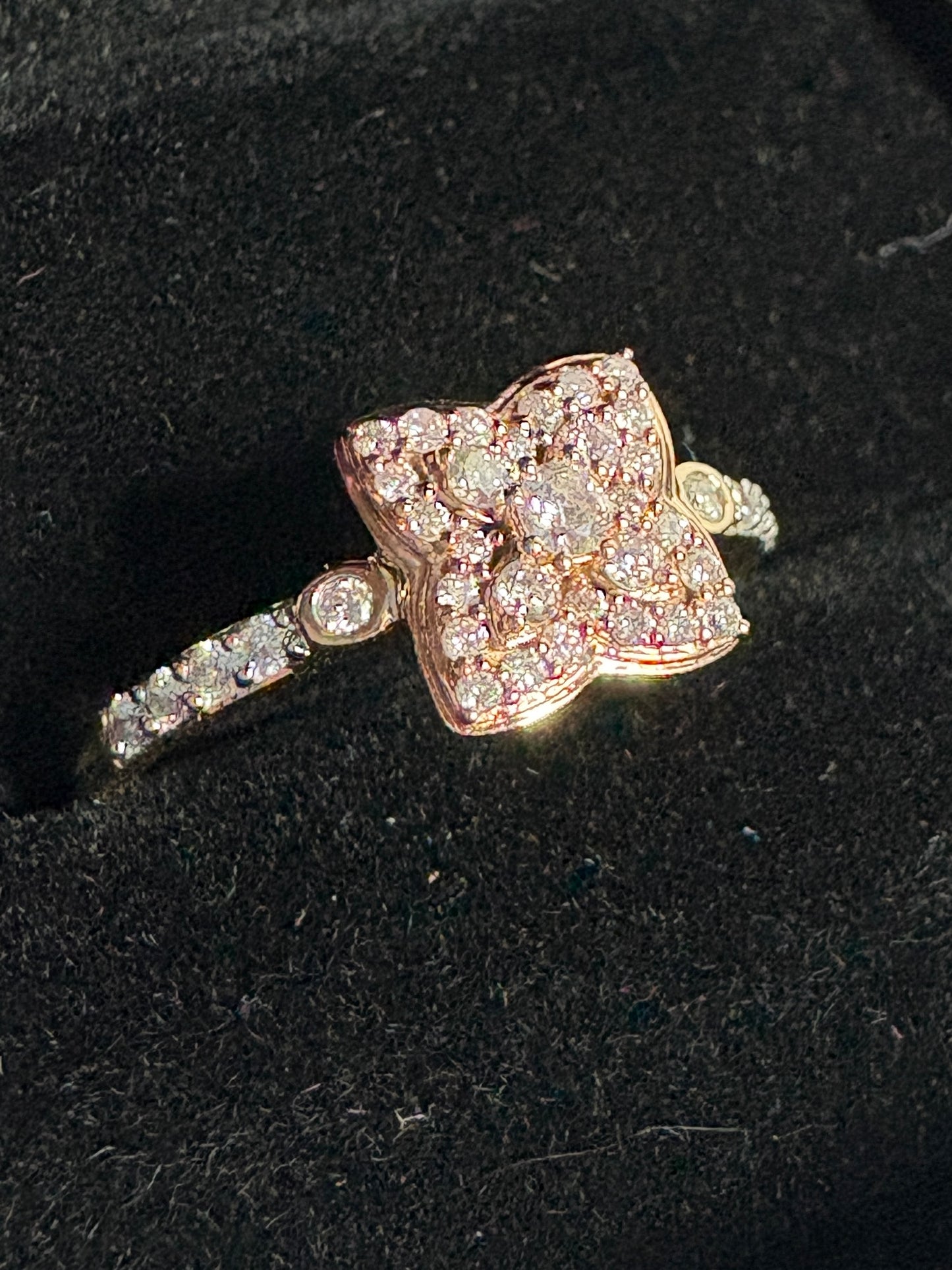 Natural Pink and White Angolan Type lla Diamond Ring 9k Rose Gold size 7