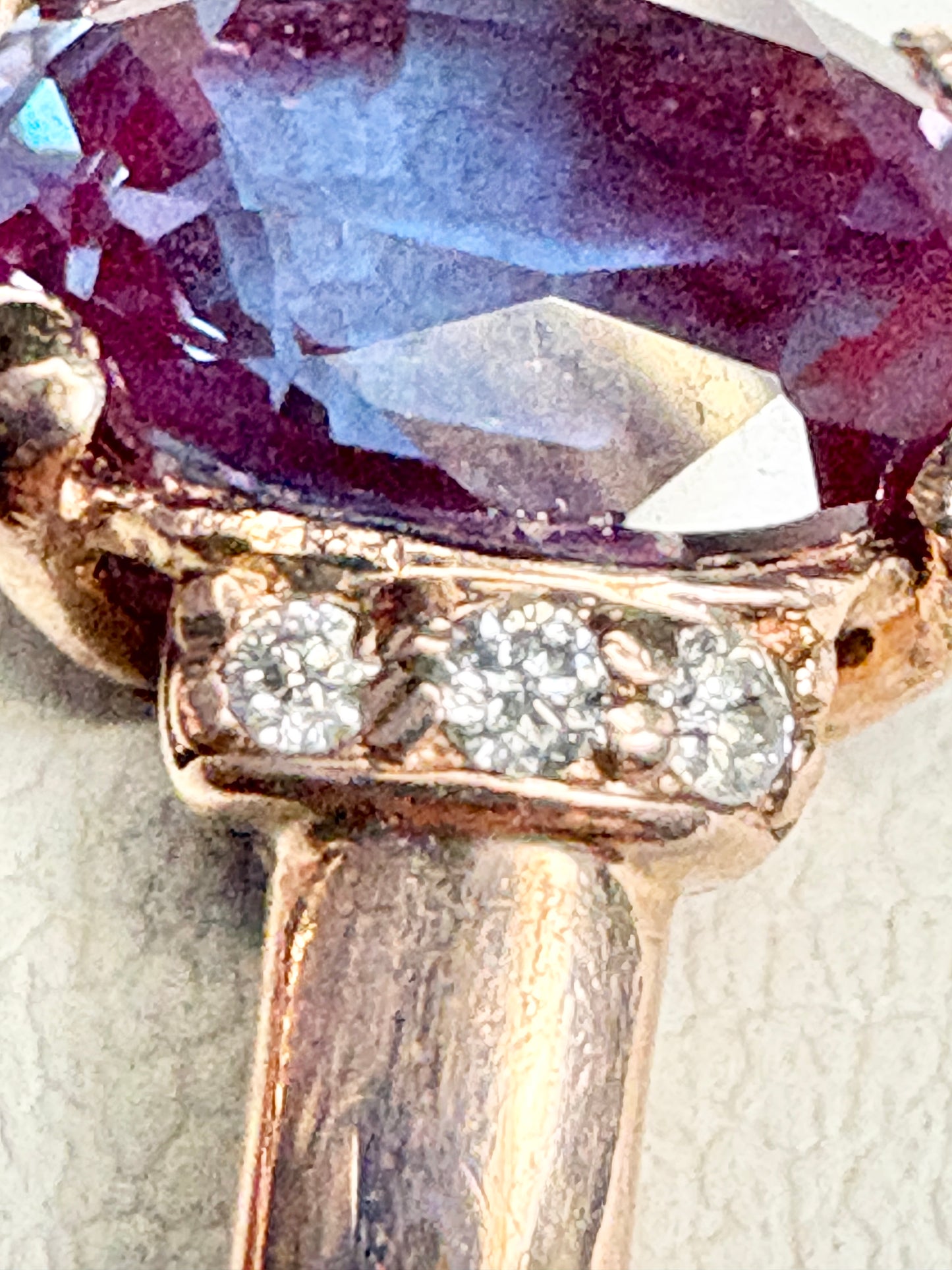 Russian Lab Grown Alexandrite Chrysoberyl and Diamond Ring Solid 10k Rose Gold size 8.75