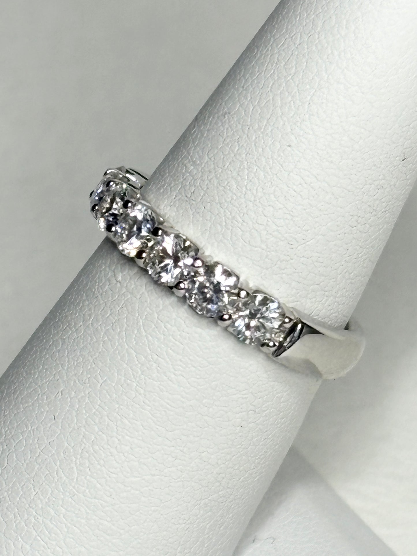 Natural Diamond Anniversary Band Ring by Benchmark Solid 14k gold size 7 - New Life Jewelry