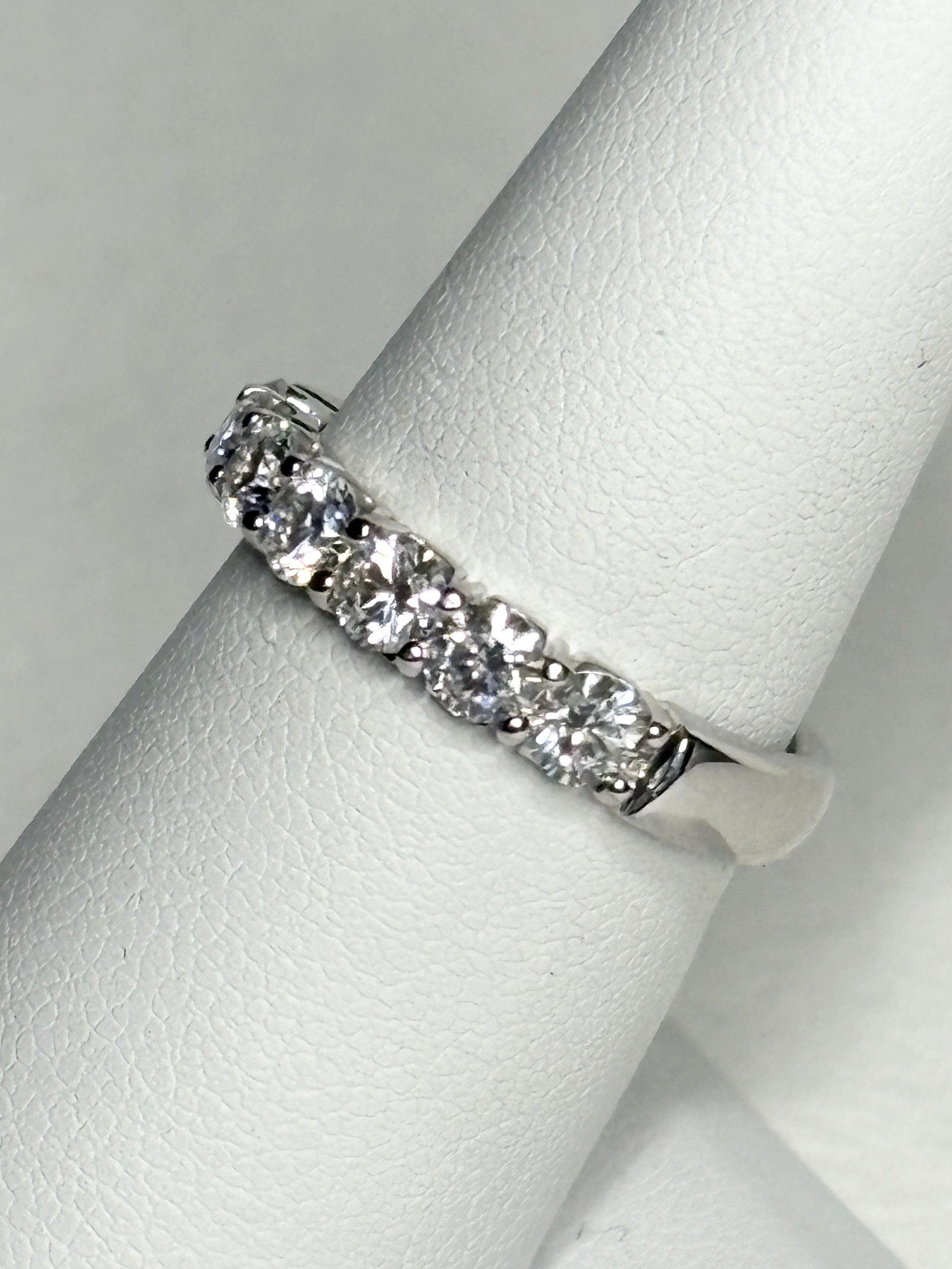 Natural Diamond Anniversary Band Ring by Benchmark Solid 14k gold size 7 - New Life Jewelry