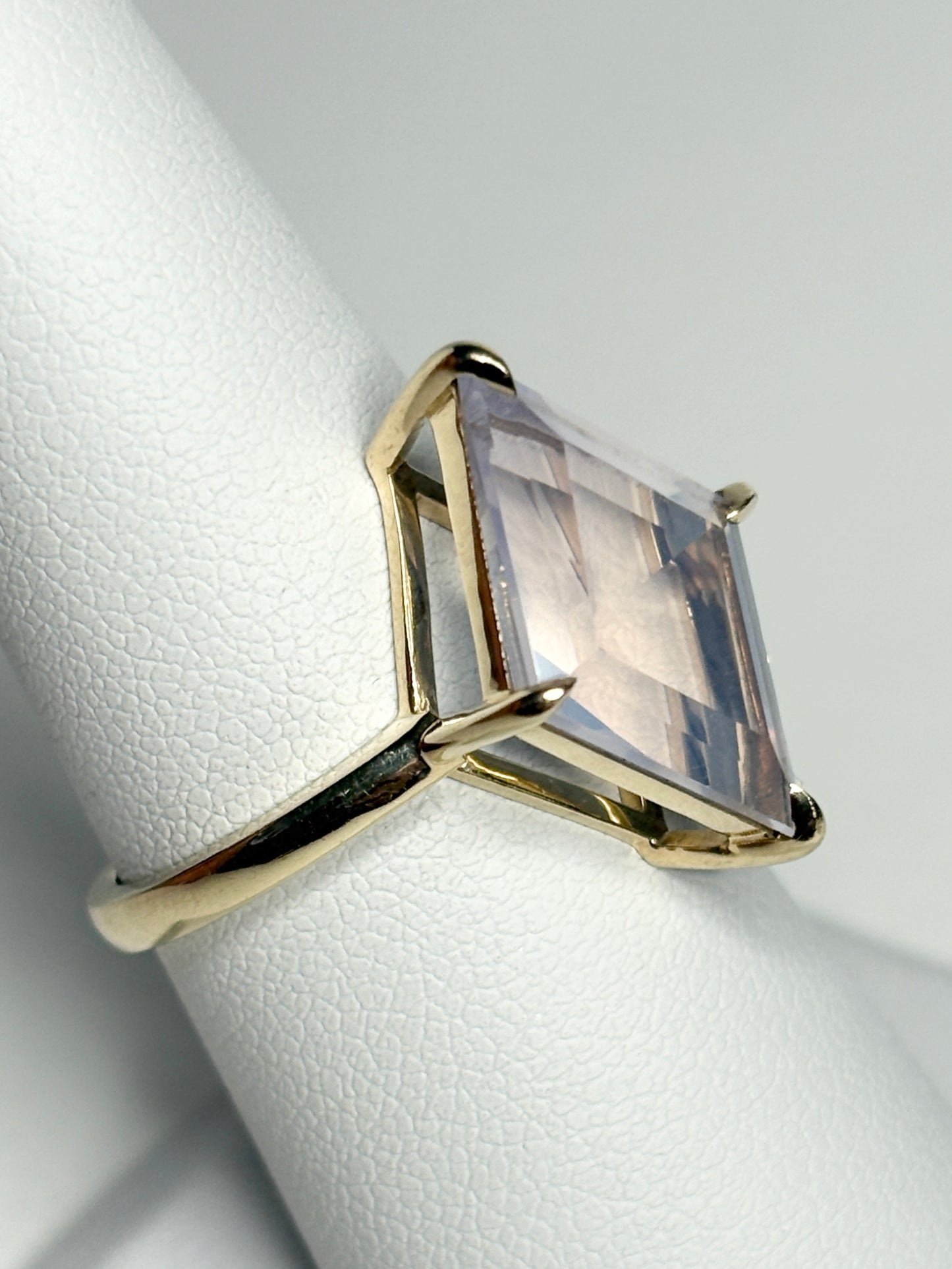 Lavender Quartz Fancy Cut Kite Shaped Solitaire Ring in 9k Gold size 7