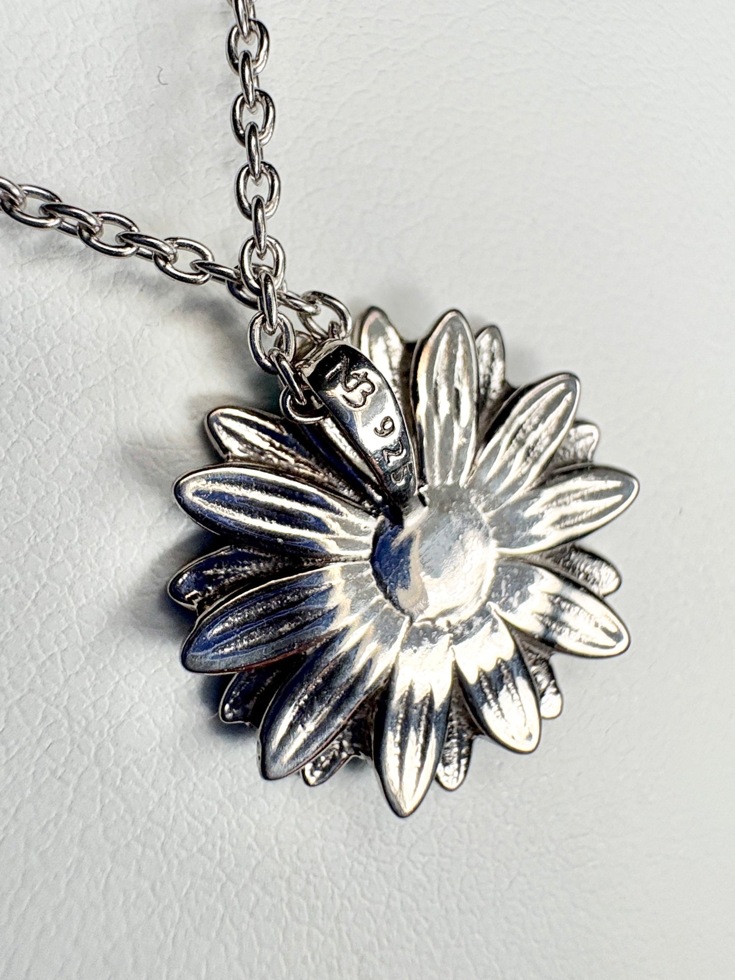 Turquoise Gerbera Necklace. Sterling Silver