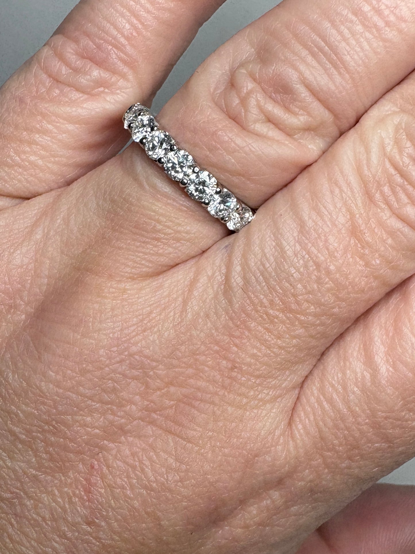 Natural Diamond Anniversary Band Ring by Benchmark Solid 14k gold size 7 - New Life Jewelry