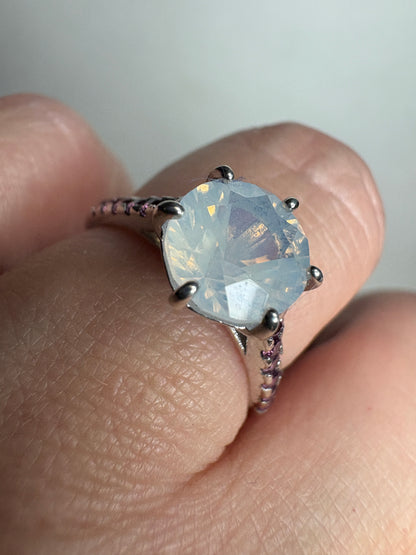 Sterling silver ring with milky white quartz and rhodolite garnets, size 8.