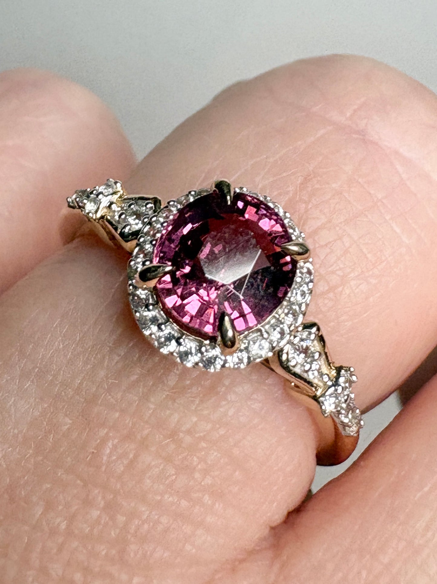 Malawi Rhodolite Garnet and Zircon Halo Ring 9k Gold size 8
