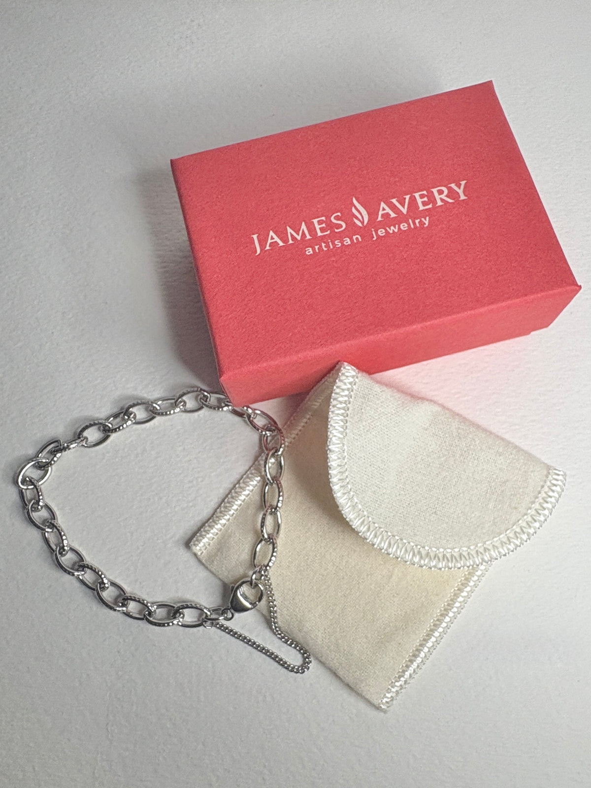 Textured Oval Charm Bracelet by James Avery size M 7.5"