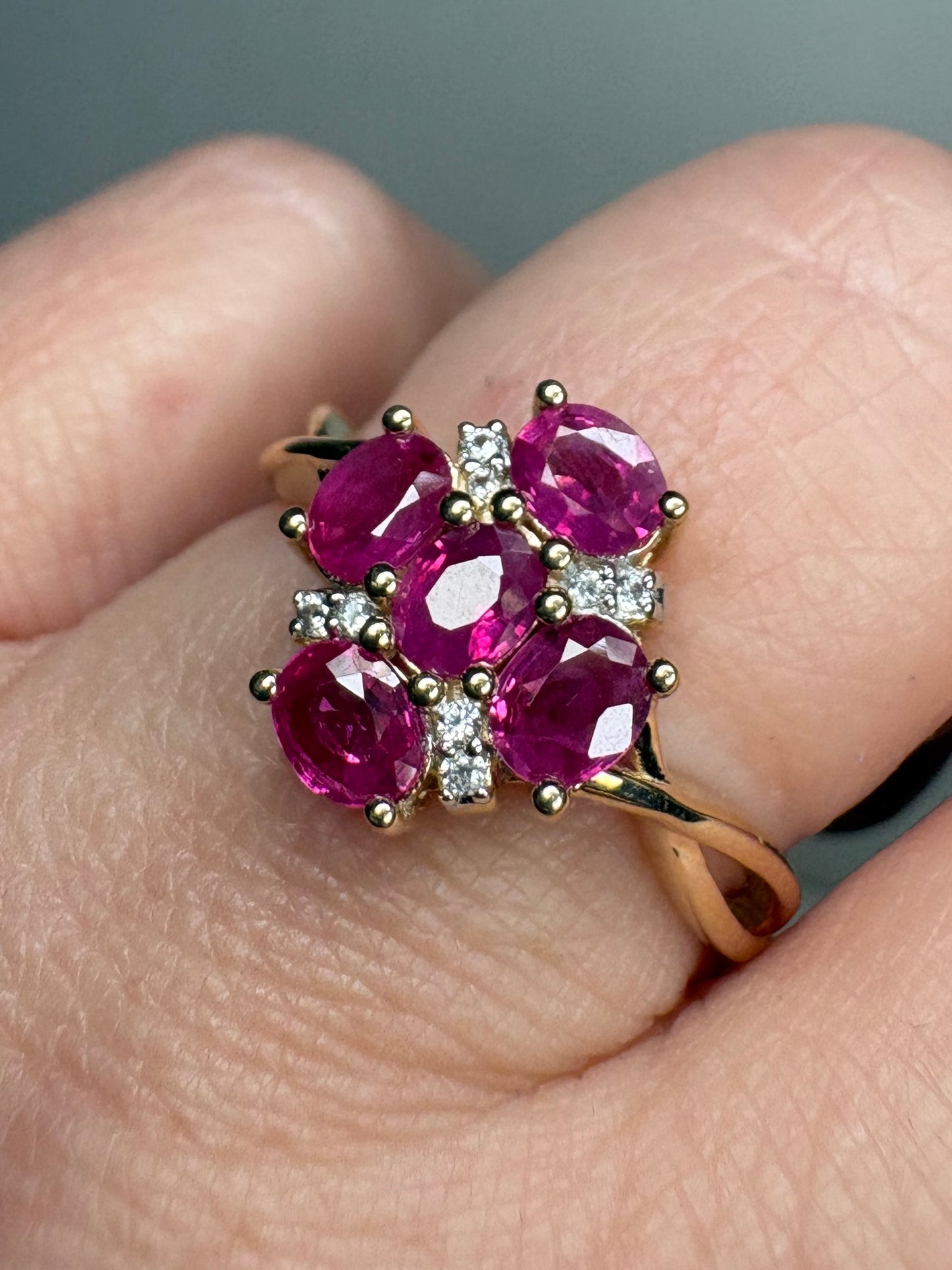 Burmese Ruby Cluster Ring 9k Gold size 8
