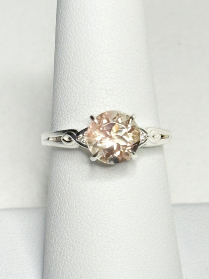 Light Champagne Oregon Sunstone Ring Sterling Silver size 7