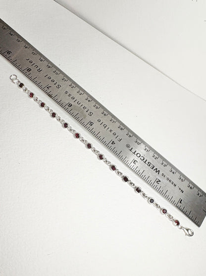 Arizona Anthill Garnet Bezel Set Link Bracelet in Sterling Silver Adjustable 8.25