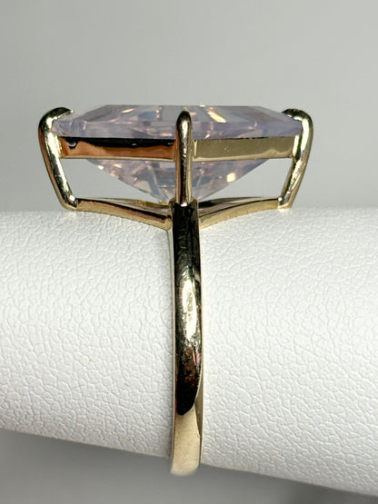 Lavender Quartz Fancy Cut Kite Shaped Solitaire Ring in 9k Gold size 7
