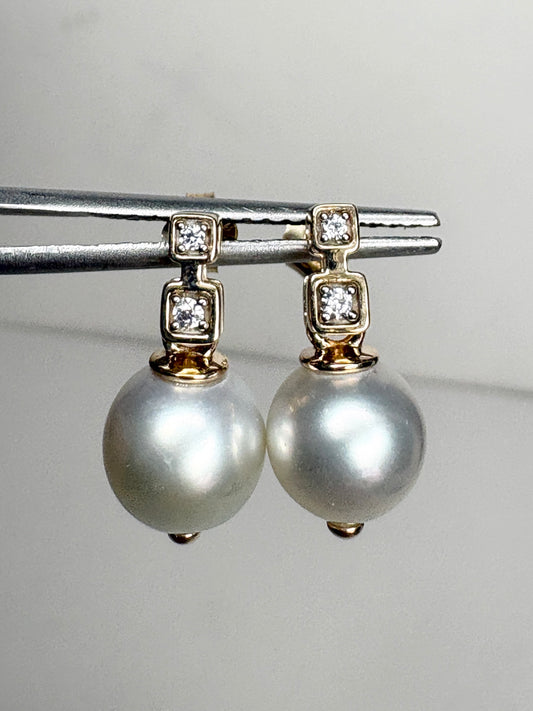 South Sea Drop Earrings Solid 9k Gold 8-9mm