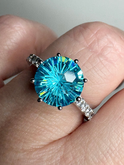 Honeycomb Cut Blue CZ Solitaire Ring in Sterling Silver size 8