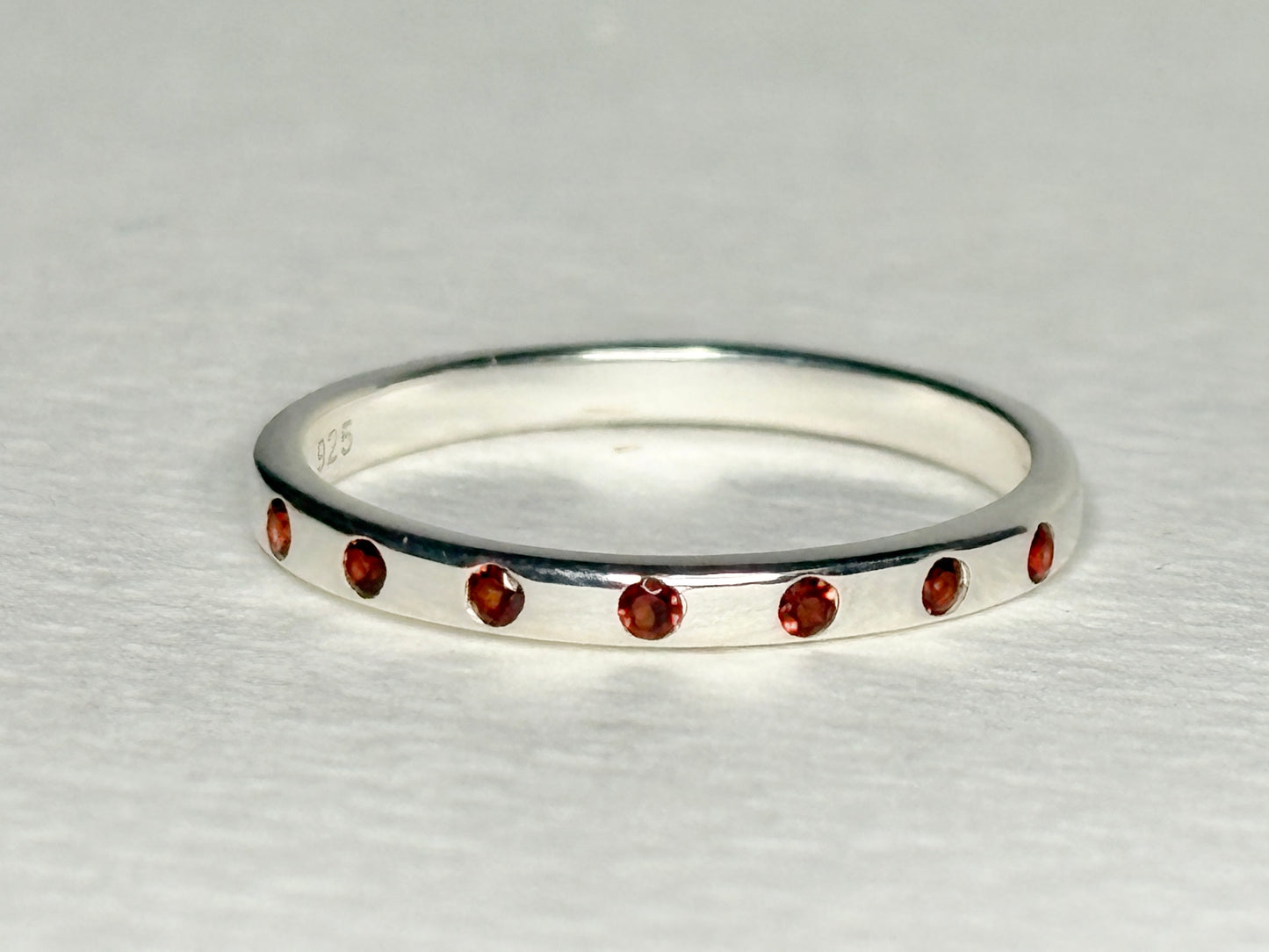 Arizona Anthill Garnet Stackable Band Ring Sterling Silver Flush Set size 7