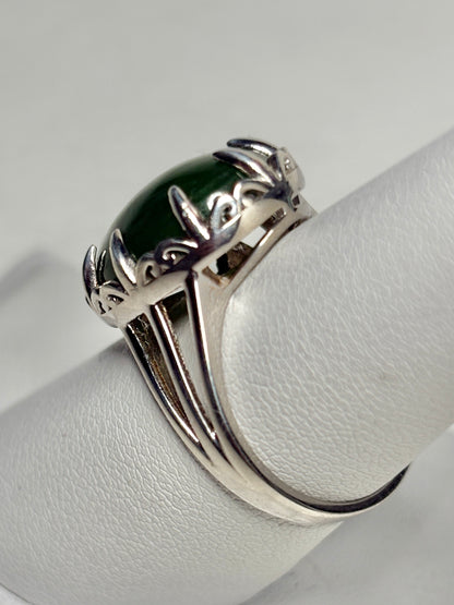 Nephrite Jade British Columbia Canada Ring in Sterlin Silver size 7