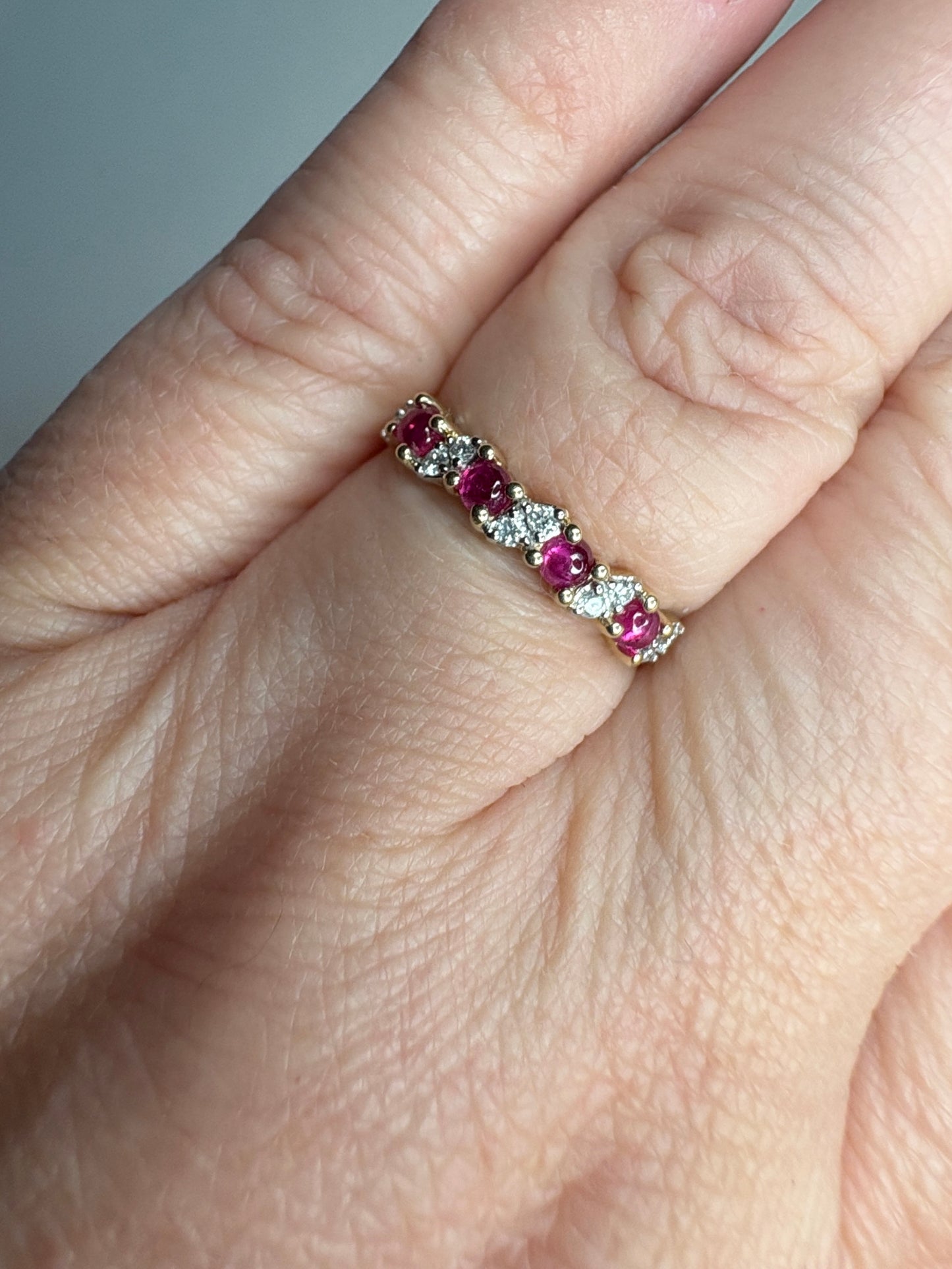 Greenland Ruby and Diavik Canadian Diamond Ring 9k Gold size 6.25